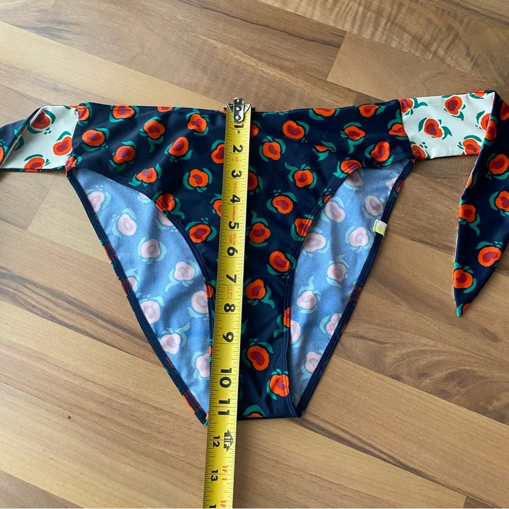 Summerslat The Tie Belt High Leg Mid Rise Bottom ‎ Poppies in Deep Sea